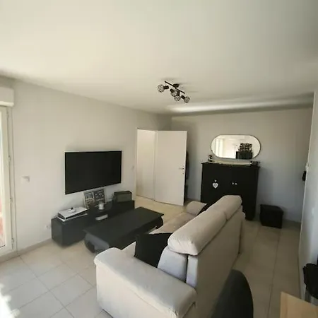 T2 Entre Roche Et * Roquebrune-sur-Argens